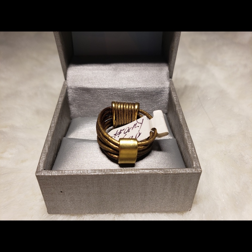 Gold Color Rope Wire Adjustable Crystal Ring - Picture 3 of 4